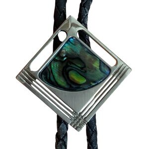VTG silver bolo tie abalone shell inlay Unique design signed BBB reverse cowboy